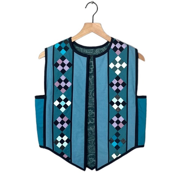 Handmade Women’s Reversible Quilted Vest Size Medium - Picture 1 of 5